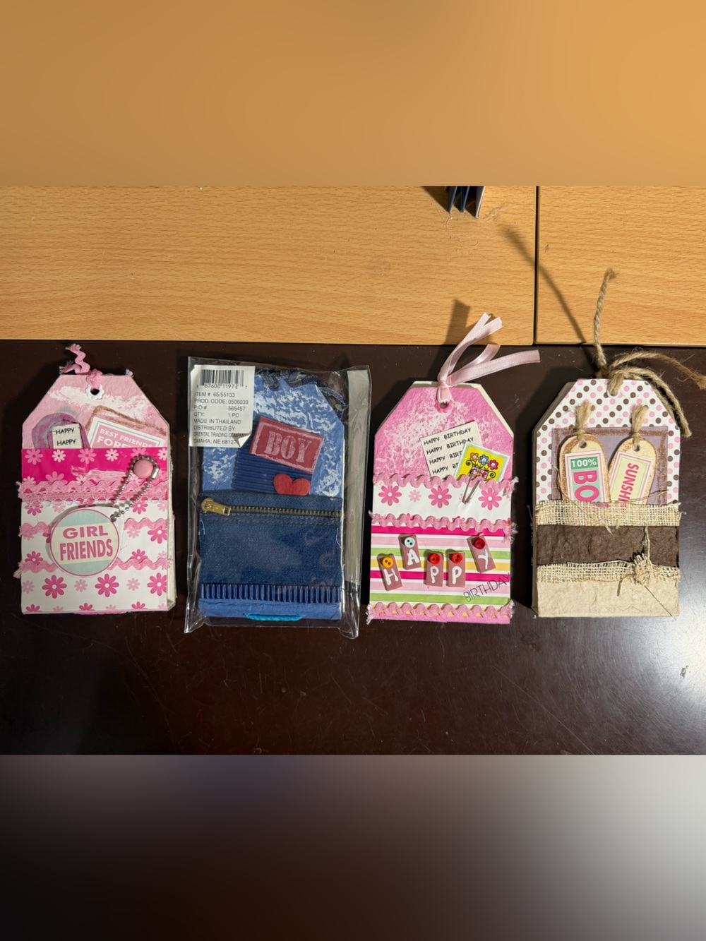 4 adorable mini albums. Brand new. See last photo for interior.